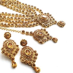 WOMEN Crystal Bridal 4pcs Set in Maharani Style
